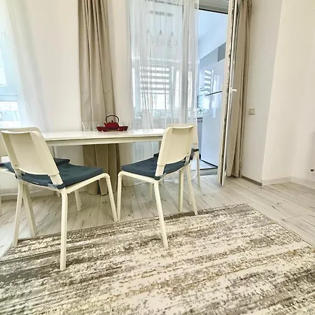 Fusion In Sector 5 Aproape De Centru Fa1 *